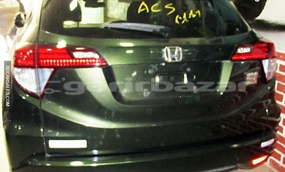 Buy Import Honda Vezel in Dhaka, Dhaka Buy Import Honda Vezel in Dhaka, Dhaka