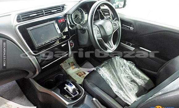 Buy Import Honda Grace in Dhaka, Dhaka Buy Import Honda Grace in Dhaka, Dhaka