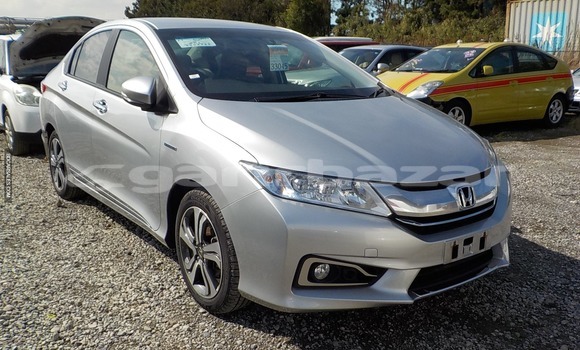 Buy Import Honda Grace in Dhaka, Dhaka Buy Import Honda Grace in Dhaka, Dhaka