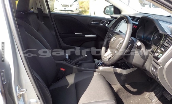 Buy Import Honda Grace in Dhaka, Dhaka Buy Import Honda Grace in Dhaka, Dhaka