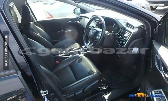 Buy Import Honda Grace in Dhaka, Dhaka Buy Import Honda Grace in Dhaka, Dhaka