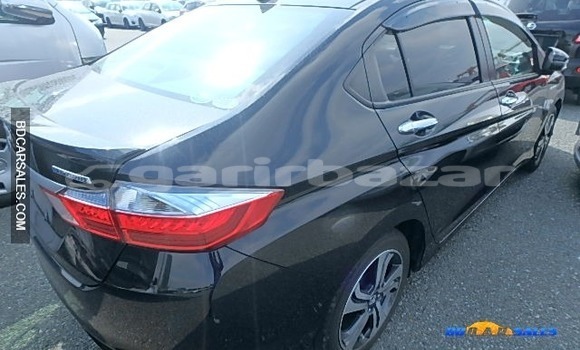 Buy Import Honda Grace in Dhaka, Dhaka Buy Import Honda Grace in Dhaka, Dhaka