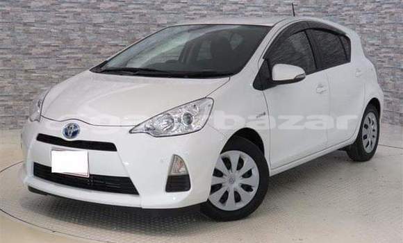 Buy Import Toyota Aqua in Dhaka, Dhaka Buy Import Toyota Aqua in Dhaka, Dhaka