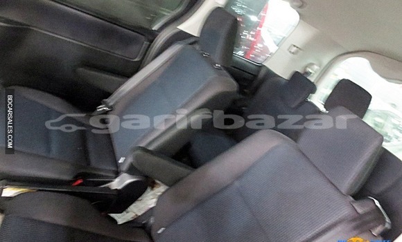 Buy Import Toyota Noah in Dhaka, Dhaka Buy Import Toyota Noah in Dhaka, Dhaka