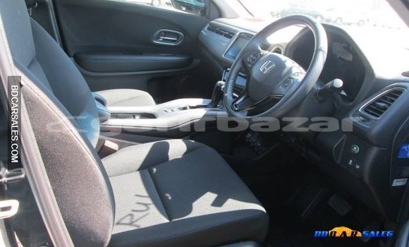 Buy Import Honda Vezel in Dhaka, Dhaka Buy Import Honda Vezel in Dhaka, Dhaka