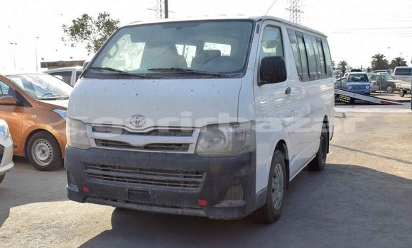Buy Import 2011 Toyota Hiace in Import - Dubai, Bandarban Buy Import 2011 Toyota Hiace in Import - Dubai, Bandarban
