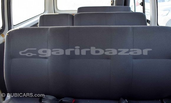Buy Import 2011 Toyota Hiace in Import - Dubai, Bandarban Buy Import 2011 Toyota Hiace in Import - Dubai, Bandarban