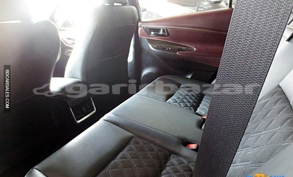 Buy Import Toyota Harrier in Dhaka, Dhaka Buy Import Toyota Harrier in Dhaka, Dhaka