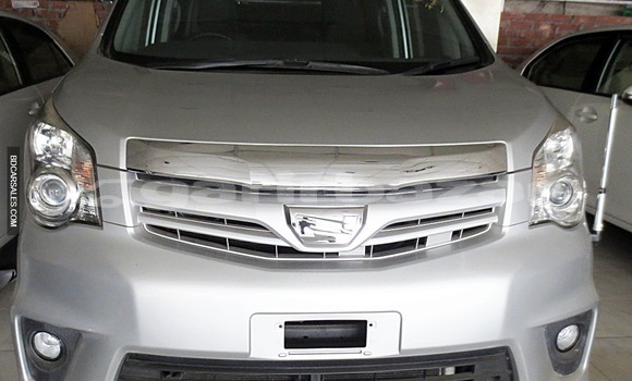Buy Import Toyota Noah in Dhaka, Dhaka Buy Import Toyota Noah in Dhaka, Dhaka