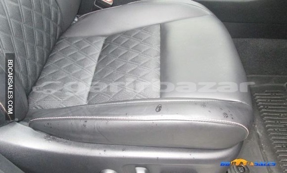 Buy Import Toyota Harrier in Dhaka, Dhaka Buy Import Toyota Harrier in Dhaka, Dhaka