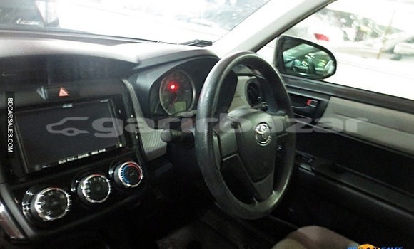 Buy Import Toyota Axio in Dhaka, Dhaka Buy Import Toyota Axio in Dhaka, Dhaka