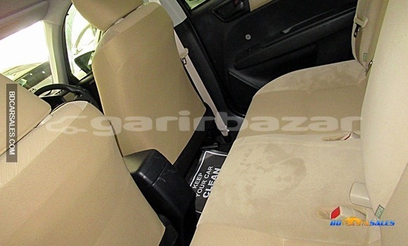 Buy Import Toyota Axio in Dhaka, Dhaka Buy Import Toyota Axio in Dhaka, Dhaka