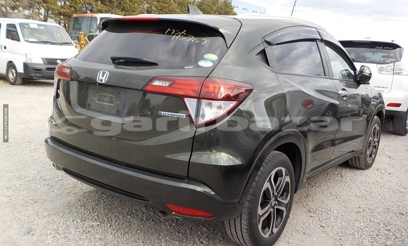 Buy Import Honda Vezel in Dhaka, Dhaka Buy Import Honda Vezel in Dhaka, Dhaka