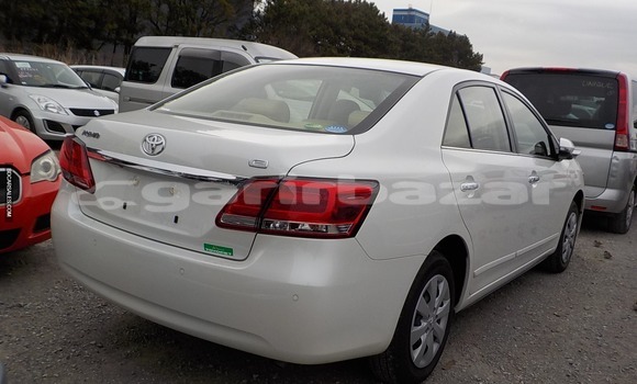 কেনা আমদানি Toyota Premio White গাড়ী মধ্যে ঢাকা মধ্যে Dhaka কেনা আমদানি Toyota Premio White গাড়ী মধ্যে ঢাকা মধ্যে Dhaka