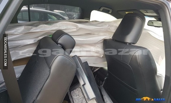 Buy Import Toyota Harrier in Dhaka, Dhaka Buy Import Toyota Harrier in Dhaka, Dhaka