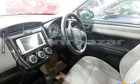 Buy Import Toyota Axio in Dhaka, Dhaka Buy Import Toyota Axio in Dhaka, Dhaka