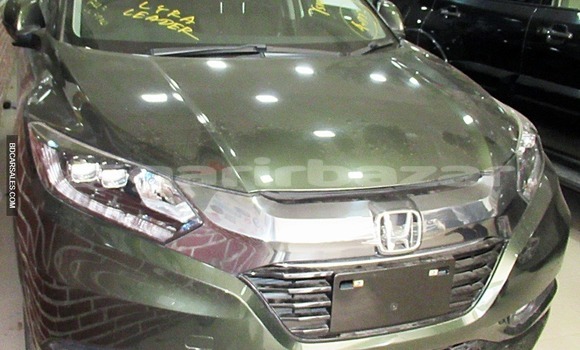 Buy Import Honda Vezel in Dhaka, Dhaka Buy Import Honda Vezel in Dhaka, Dhaka
