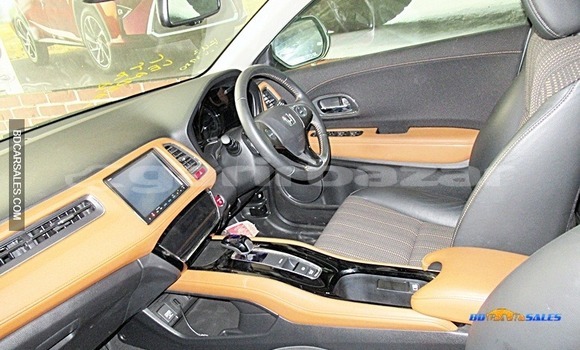 Buy Import Honda Vezel in Dhaka, Dhaka Buy Import Honda Vezel in Dhaka, Dhaka