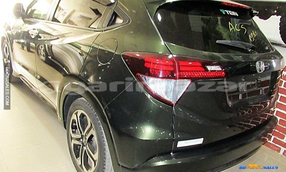 Buy Import Honda Vezel in Dhaka, Dhaka Buy Import Honda Vezel in Dhaka, Dhaka