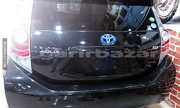 Buy Import Toyota Aqua in Dhaka, Dhaka Buy Import Toyota Aqua in Dhaka, Dhaka