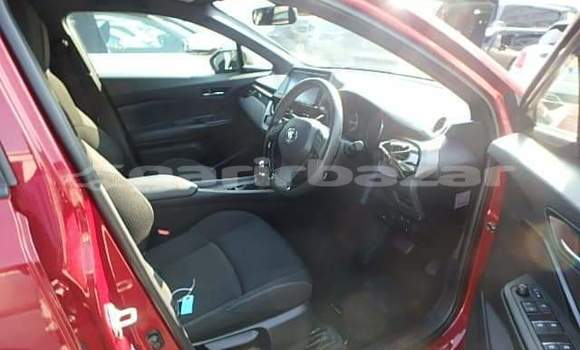 Buy Import Toyota CH-R in Dhaka, Dhaka Buy Import Toyota CH-R in Dhaka, Dhaka