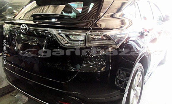 Buy Import Toyota Harrier in Dhaka, Dhaka Buy Import Toyota Harrier in Dhaka, Dhaka