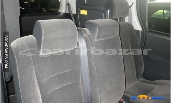 Buy Import Toyota Noah in Dhaka, Dhaka Buy Import Toyota Noah in Dhaka, Dhaka