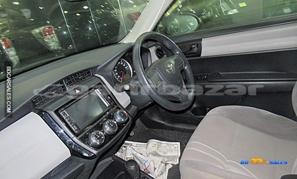 Buy Import Toyota Axio in Dhaka, Dhaka Buy Import Toyota Axio in Dhaka, Dhaka