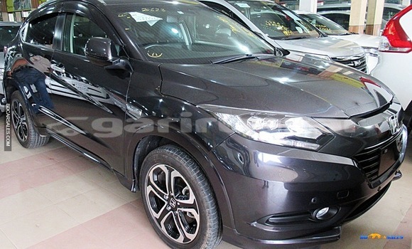 Buy Import Honda Vezel in Dhaka, Dhaka Buy Import Honda Vezel in Dhaka, Dhaka