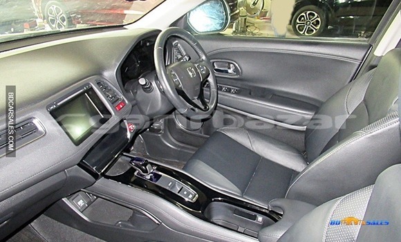 Buy Import Honda Vezel in Dhaka, Dhaka Buy Import Honda Vezel in Dhaka, Dhaka