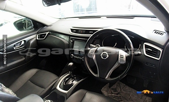 Buy Import Nissan X-Trail in Dhaka, Dhaka Buy Import Nissan X-Trail in Dhaka, Dhaka