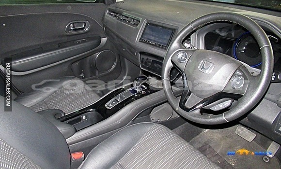 Buy Import Honda Vezel in Dhaka, Dhaka Buy Import Honda Vezel in Dhaka, Dhaka