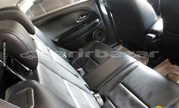 Buy Import Honda Vezel in Dhaka, Dhaka Buy Import Honda Vezel in Dhaka, Dhaka