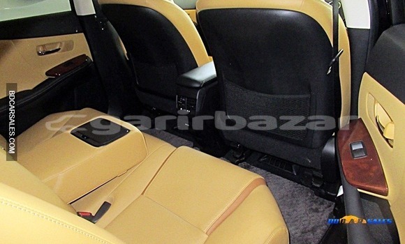 Buy Import Toyota Lexus in Dhaka, Dhaka Buy Import Toyota Lexus in Dhaka, Dhaka