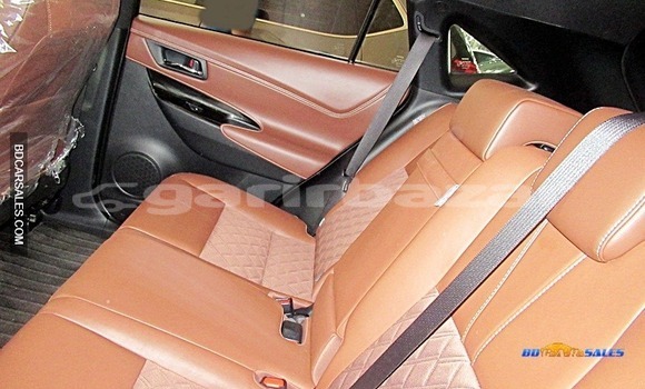 Buy Import Toyota Harrier in Dhaka, Dhaka Buy Import Toyota Harrier in Dhaka, Dhaka