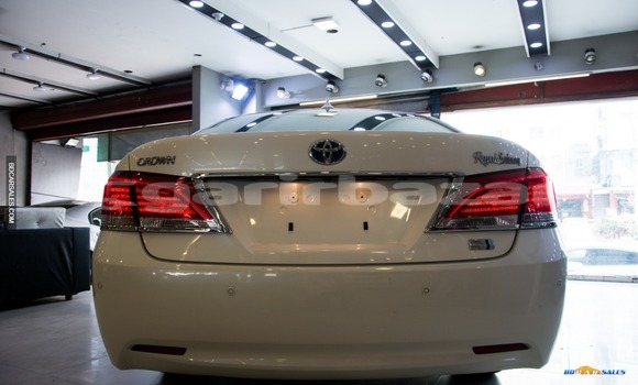 Buy Import Toyota Crown in Dhaka, Dhaka Buy Import Toyota Crown in Dhaka, Dhaka