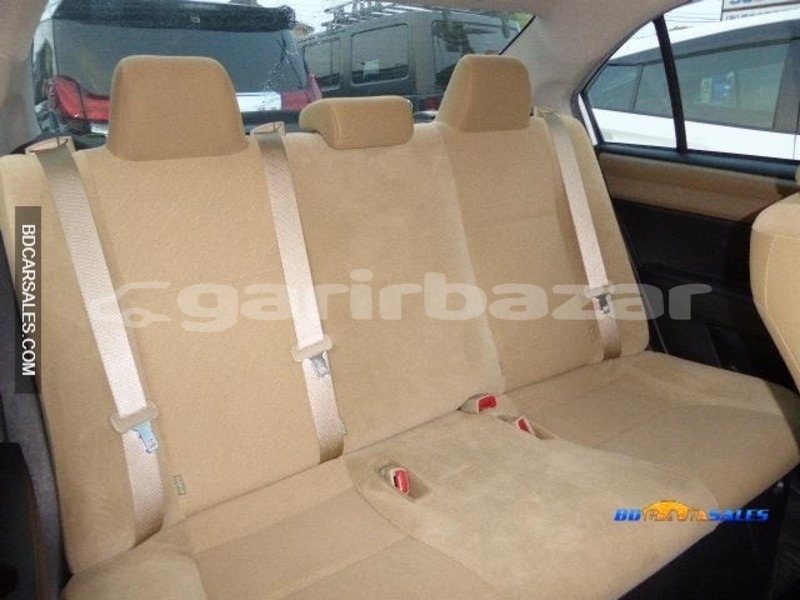 Big with watermark toyota axio dhaka dhaka 2067