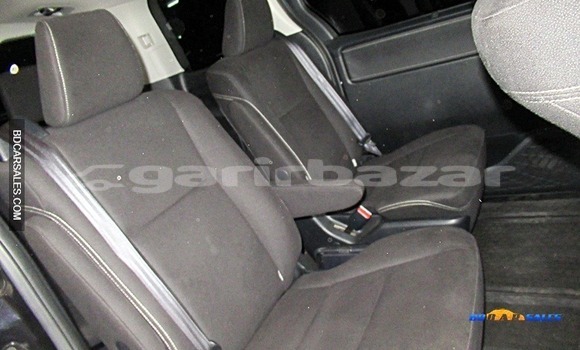 Buy Import Toyota Esquire in Dhaka, Dhaka Buy Import Toyota Esquire in Dhaka, Dhaka