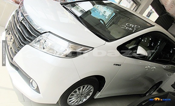 Buy Import Toyota Noah in Dhaka, Dhaka Buy Import Toyota Noah in Dhaka, Dhaka