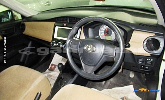 Buy Import Toyota Axio in Dhaka, Dhaka Buy Import Toyota Axio in Dhaka, Dhaka