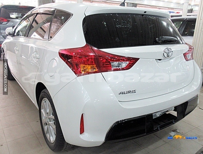Big with watermark toyota auris dhaka dhaka 2109