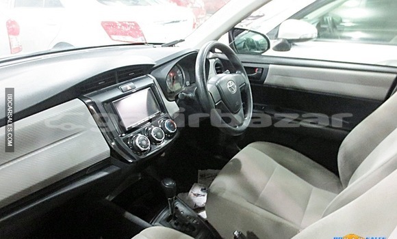 Buy Import Toyota Axio in Dhaka, Dhaka Buy Import Toyota Axio in Dhaka, Dhaka