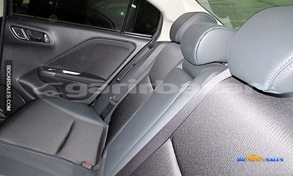 Buy Import Honda Grace in Dhaka, Dhaka Buy Import Honda Grace in Dhaka, Dhaka