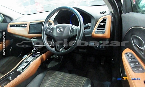 Buy Import Honda Vezel in Dhaka, Dhaka Buy Import Honda Vezel in Dhaka, Dhaka