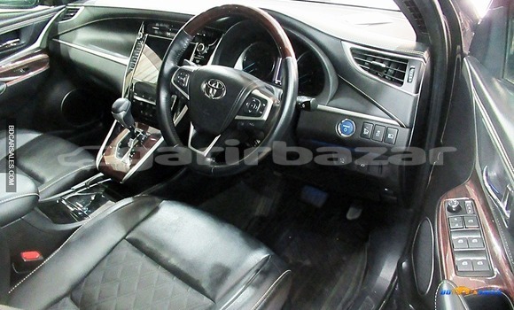 Buy Import Toyota Harrier in Dhaka, Dhaka Buy Import Toyota Harrier in Dhaka, Dhaka