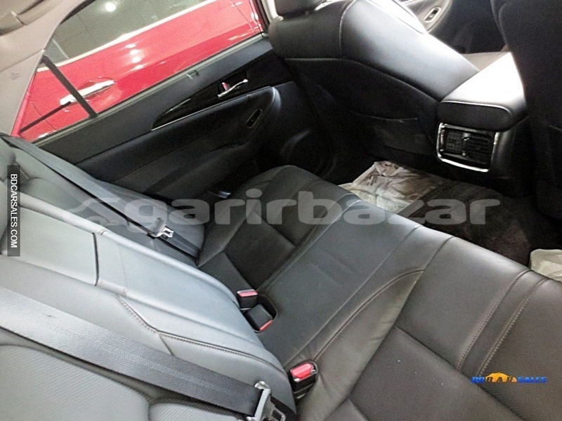 Big with watermark toyota crown dhaka dhaka 2162