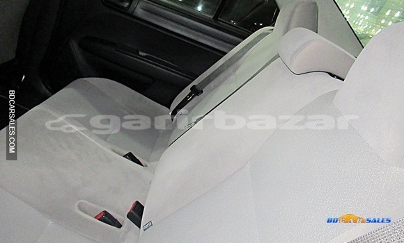 Buy Import Toyota Axio in Dhaka, Dhaka Buy Import Toyota Axio in Dhaka, Dhaka