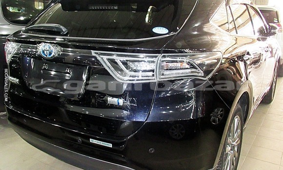 Buy Import Toyota Harrier in Dhaka, Dhaka Buy Import Toyota Harrier in Dhaka, Dhaka