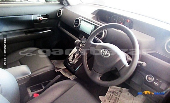 Buy Import Toyota RUMION in Dhaka, Dhaka Buy Import Toyota RUMION in Dhaka, Dhaka