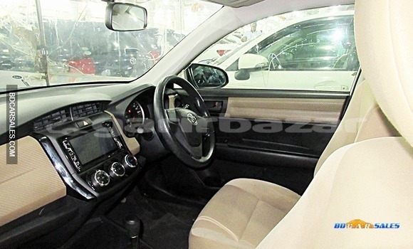 Buy Import Toyota Axio in Dhaka, Dhaka Buy Import Toyota Axio in Dhaka, Dhaka